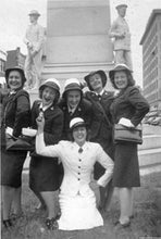 Load image into Gallery viewer, vintage 1940s WWII Women’s Naval WAVES button up blouse {s}