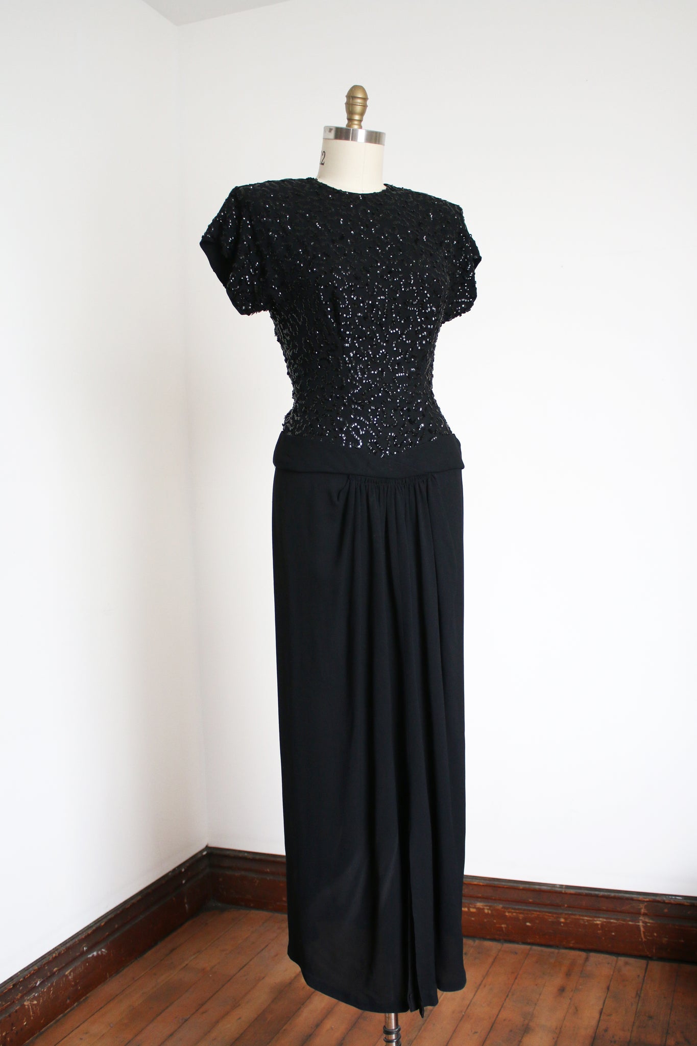 Vintage 1920s Crepe & Lace Gown Black Evening Dress, fits 36 inch bust,  with issues