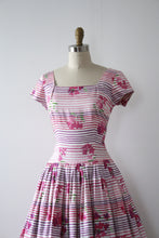Load image into Gallery viewer, vintage 1950s Jerry Gilden floral dress
