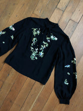 Load image into Gallery viewer, vintage 1930s black embroidered blouse