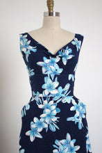 Load image into Gallery viewer, vintage 1950s Alfred Shaheen sun dress