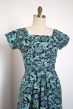 Load image into Gallery viewer, vintage 1950s novelty animal dress