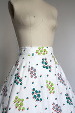 Load image into Gallery viewer, vintage 1950 novelty skirt {s}