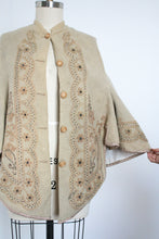 Load image into Gallery viewer, antique 1880s cape