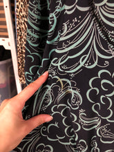 Load image into Gallery viewer, vintage 1940s novelty print rayon dress