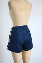 Load image into Gallery viewer, vintage 1930s fall front shorts {S}