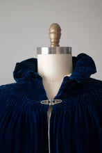 Load image into Gallery viewer, vintage 1920s blue velvet cape