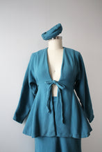 Load image into Gallery viewer, vintage 1940s blue wool skirt set with hat