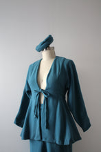 Load image into Gallery viewer, vintage 1940s blue wool skirt set with hat
