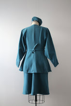 Load image into Gallery viewer, vintage 1940s blue wool skirt set with hat