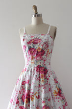 Load image into Gallery viewer, vintage 1950s floral sun dress