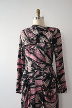 Load image into Gallery viewer, vintage 1940s novelty bow dress