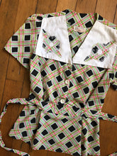 Load image into Gallery viewer, vintage 1940s cotton blouse