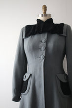 Load image into Gallery viewer, vintage 1940s wool princess coat