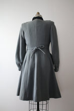 Load image into Gallery viewer, vintage 1940s wool princess coat
