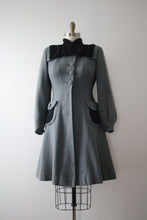 Load image into Gallery viewer, vintage 1940s wool princess coat