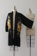 Load image into Gallery viewer, vintage 1920s embroidered robe