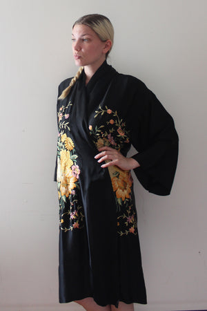 vintage 1920s embroidered robe