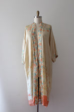 Load image into Gallery viewer, vintage 1920s pongee robe