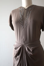 Load image into Gallery viewer, vintage 1940s Suzy Perette rayon dress