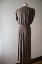 Load image into Gallery viewer, vintage 1940s Suzy Perette rayon dress