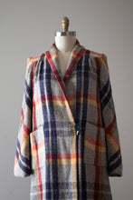 Load image into Gallery viewer, vintage 1930s plaid wool coat