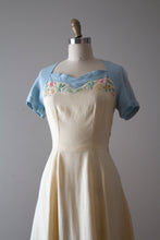 Load image into Gallery viewer, vintage 1940s embroidered dress
