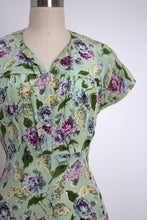 Load image into Gallery viewer, vintage 1930s floral rayon dress