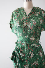 Load image into Gallery viewer, vintage 1940s green rayon dress