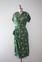 Load image into Gallery viewer, vintage 1940s green rayon dress