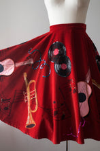 Load image into Gallery viewer, vintage 1950s style musical circle skirt