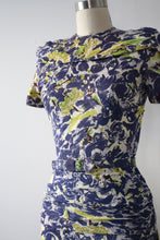 Load image into Gallery viewer, vintage 1940s novelty rayon jersey dress