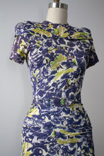 Load image into Gallery viewer, vintage 1940s novelty rayon jersey dress