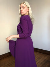 Load image into Gallery viewer, vintage 1940s purple rayon dress {L}