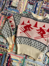 Load image into Gallery viewer, vintage 1940s ski sweater