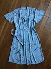 Load image into Gallery viewer, vintage 1930s 40s floral dress