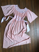 Load image into Gallery viewer, vintage 1930s pink dress {s/m}