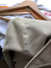Load image into Gallery viewer, vintage 1970s ELEPHANT jacket