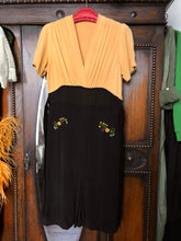 Load image into Gallery viewer, vintage 1930s two tone rayon crepe dress {m}