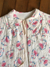 Load image into Gallery viewer, vintage 1950s Ballerina bed jacket