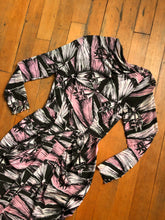 Load image into Gallery viewer, vintage 1940s novelty bow dress