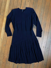 Load image into Gallery viewer, vintage 1940s navy rayon dress {XL}