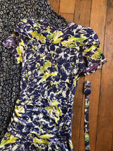 Load image into Gallery viewer, vintage 1940s novelty rayon jersey dress