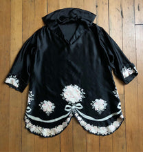 Load image into Gallery viewer, vintage 1920s floral blouse