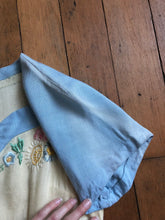 Load image into Gallery viewer, vintage 1940s embroidered dress