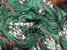 Load image into Gallery viewer, vintage 1940s green rayon dress