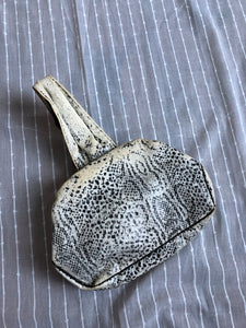 MARKED DOWN vintage 1940s faux snakeskin purse {as-is}
