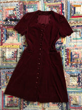 Load image into Gallery viewer, vintage 1940s scalloped velvet dress