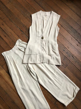 Load image into Gallery viewer, vintage 1940s linen pant set
