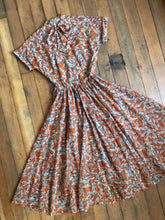 Load image into Gallery viewer, vintage 1950s ballet slipper dress
